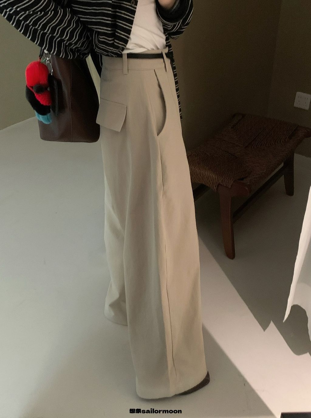 60fb077ae70d3a91f5be666af19bba1d