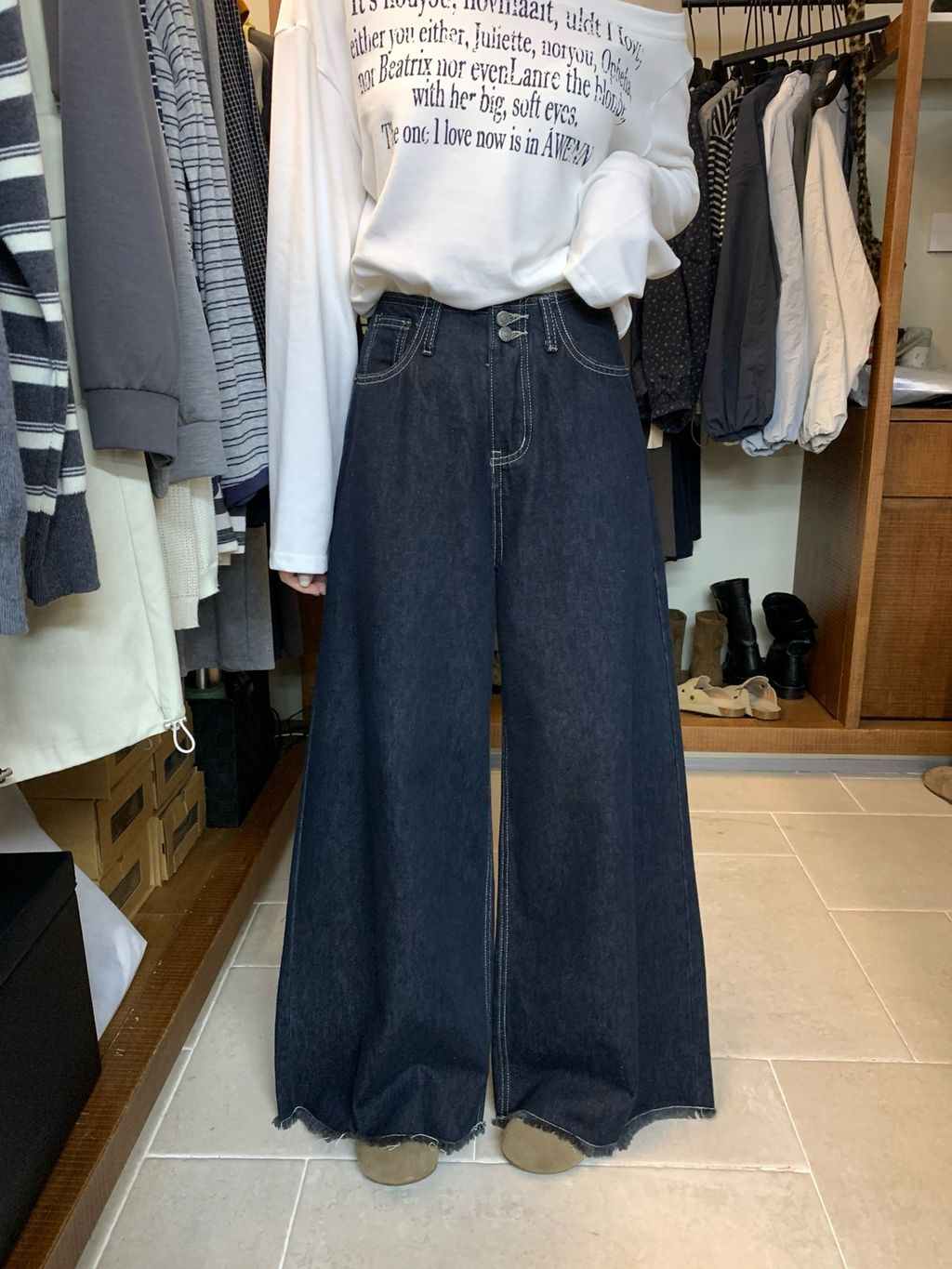 70f49dc81efe00f32813690c113f28c1