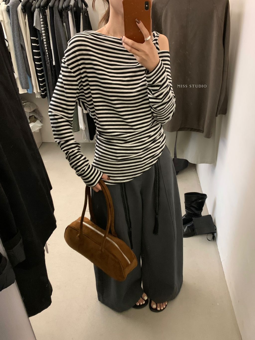 fd8d929ed99fdb135c624e2d42562e00