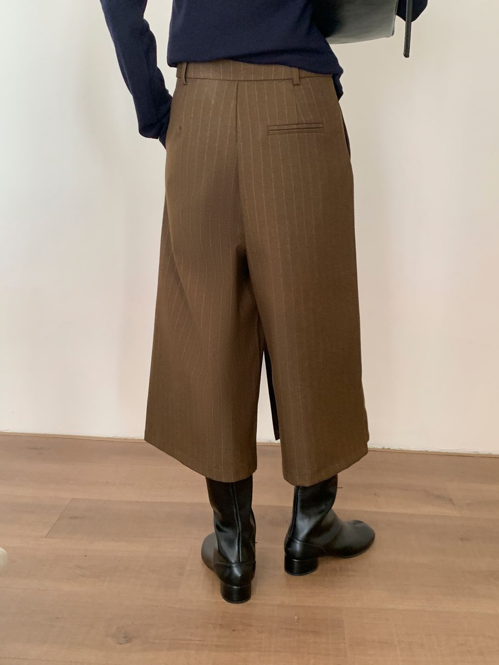 437901318c9ee633ec43bc646257f564