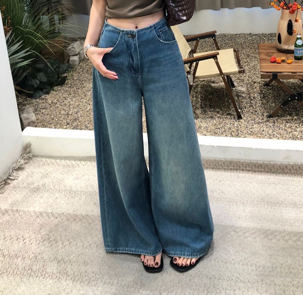 19aea0eb631f3b3cb13e1a04495cbac9