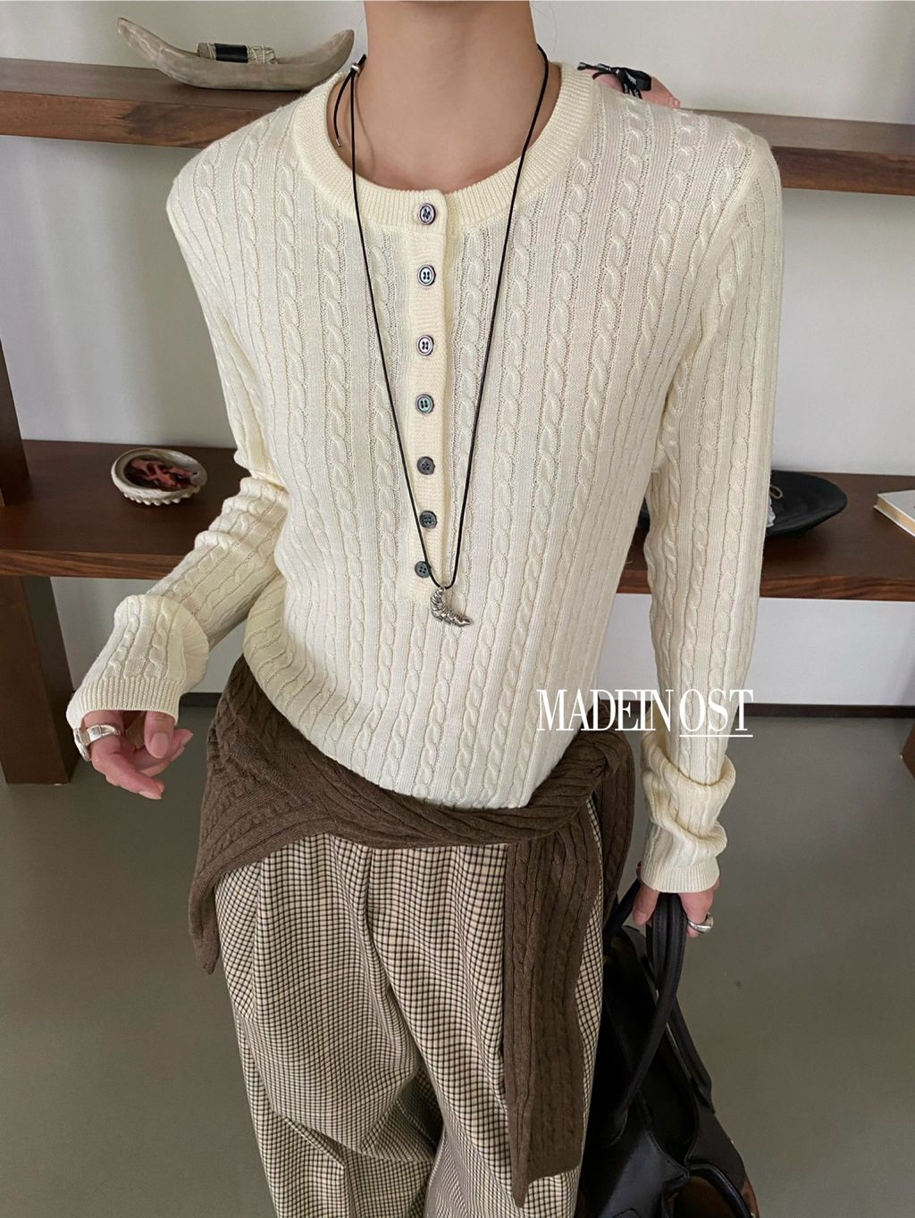 560dc9e4feb7571a8a82b4b37b852048