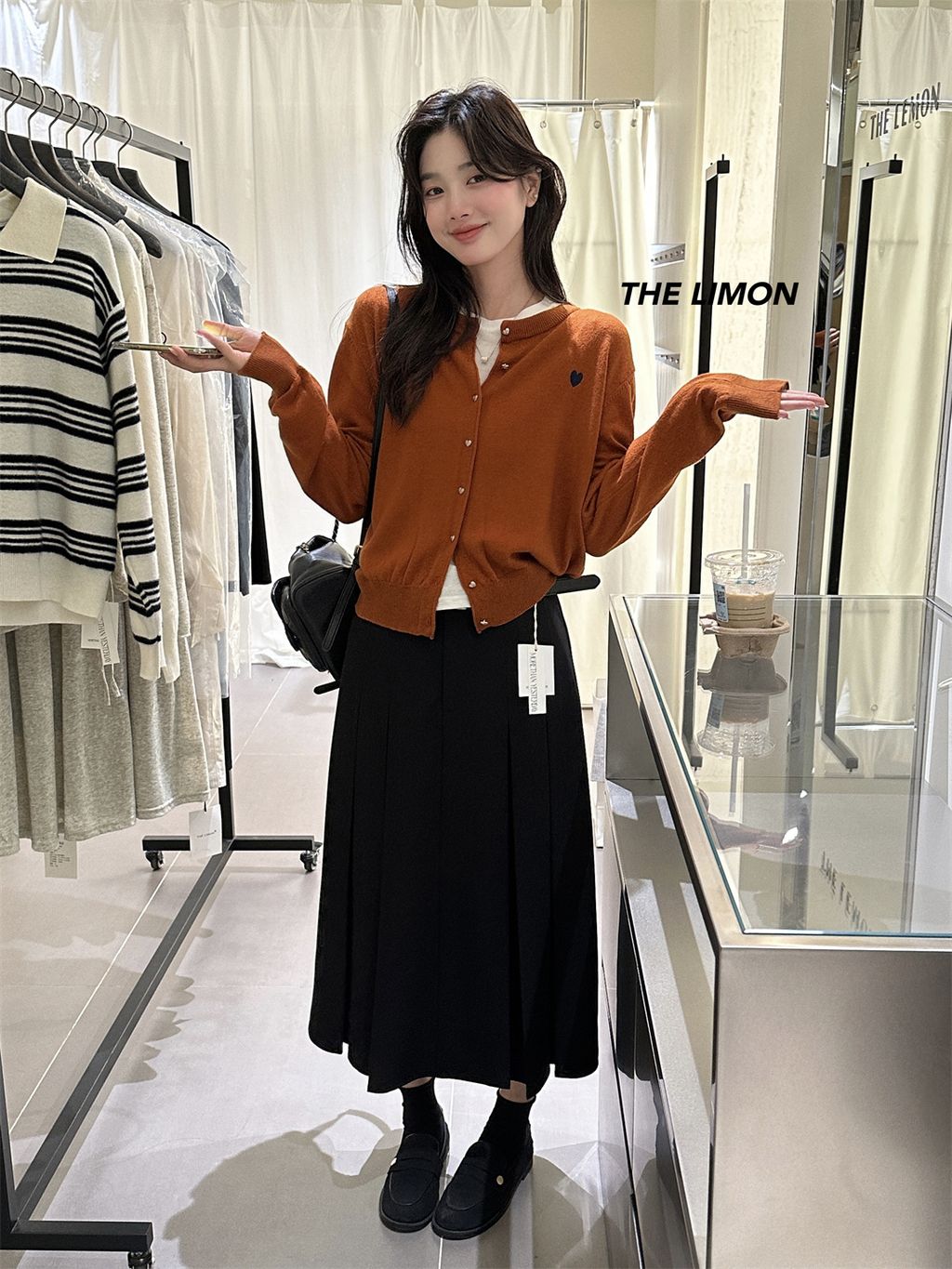 46e381ef269cc42b7838c30f9d7769ff