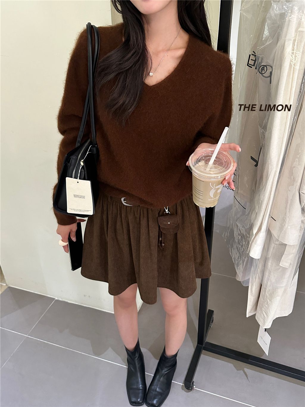 64a2aef3b5f0b3281581dd28dd14fdd8