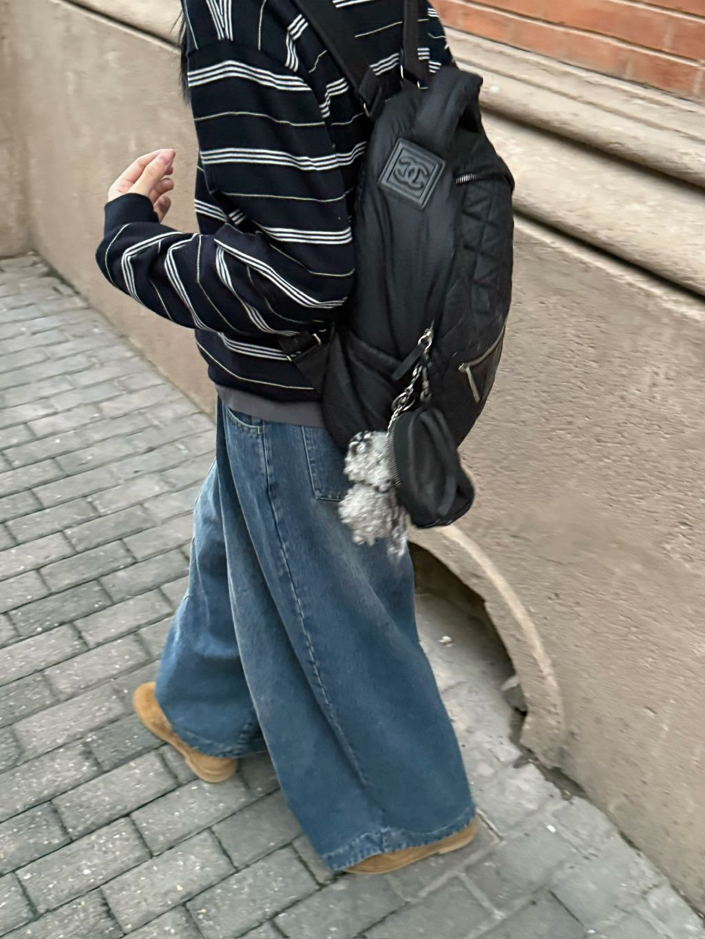 71164e3daf375f9bc3e8983f561b5319