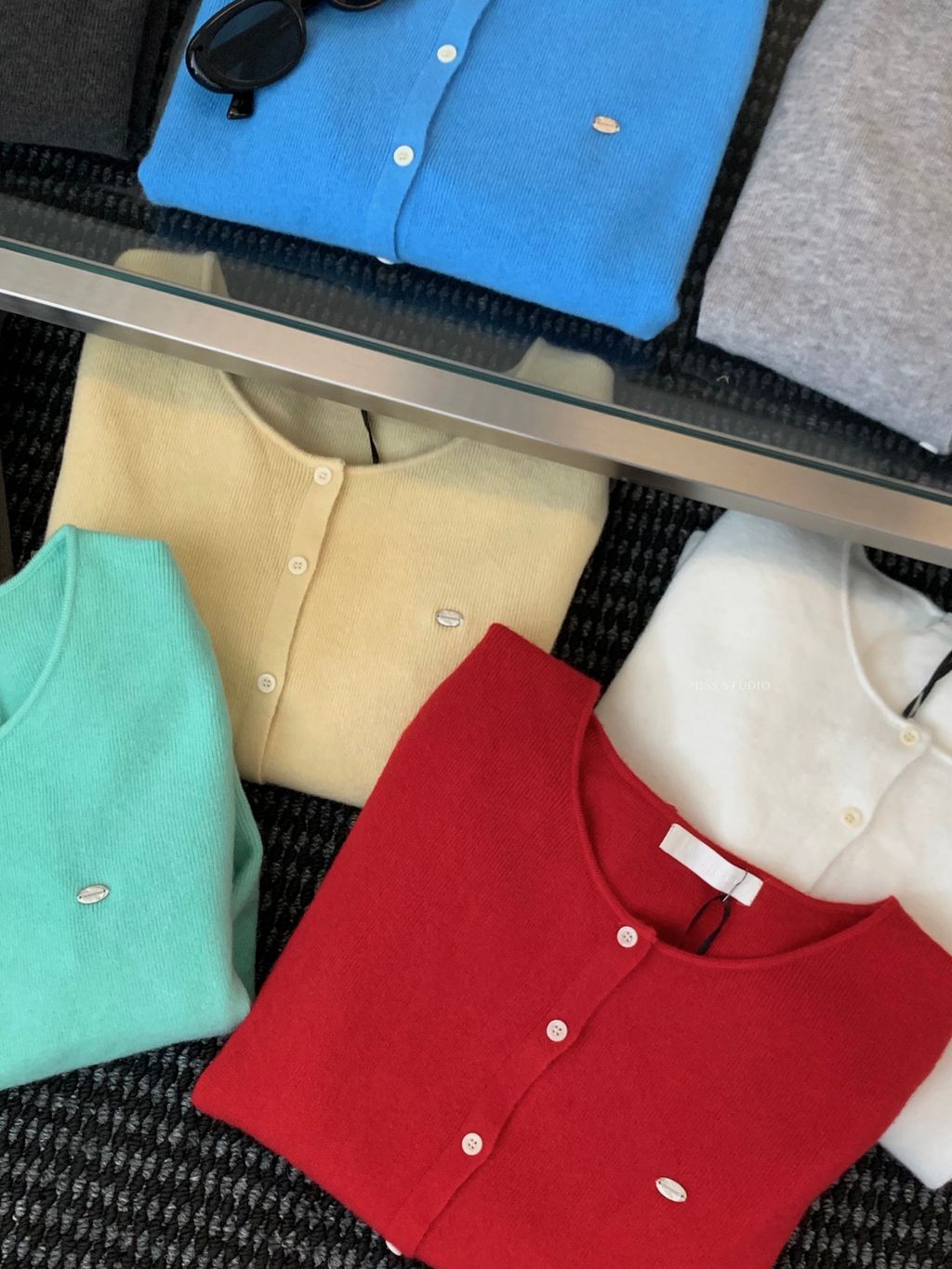 8b0cee0a52ac4855908b830ae4b71fdb