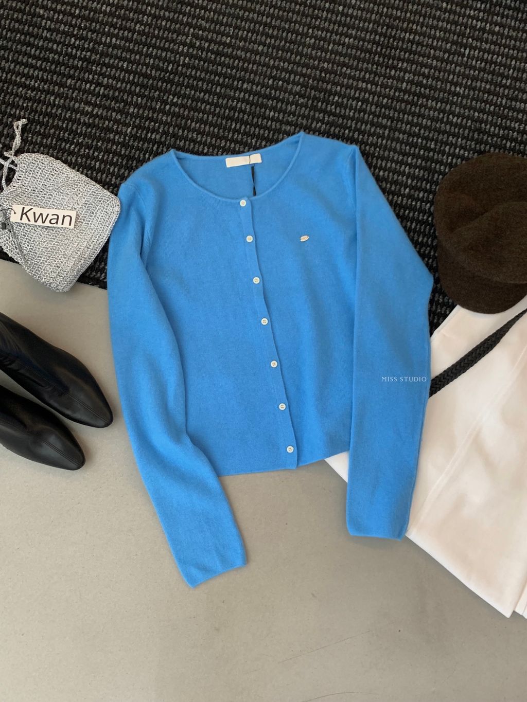 0fba81f0b771d3d858dd722937315656