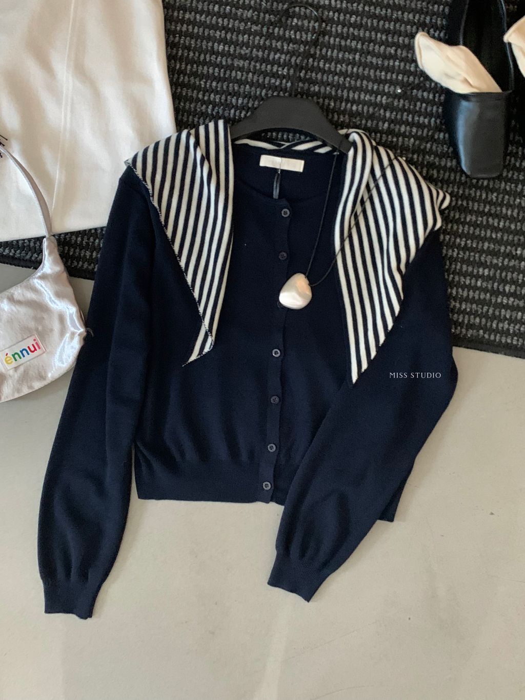 b9e588c2c6380c351b193b4176d8d969