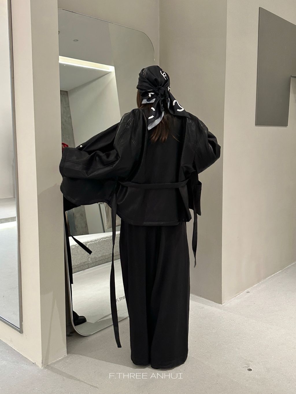 5adf81382f3d555375878fbd77ed5445