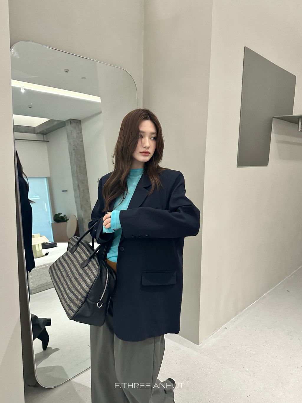 22fd79be7559f53453120bb4ac73973d