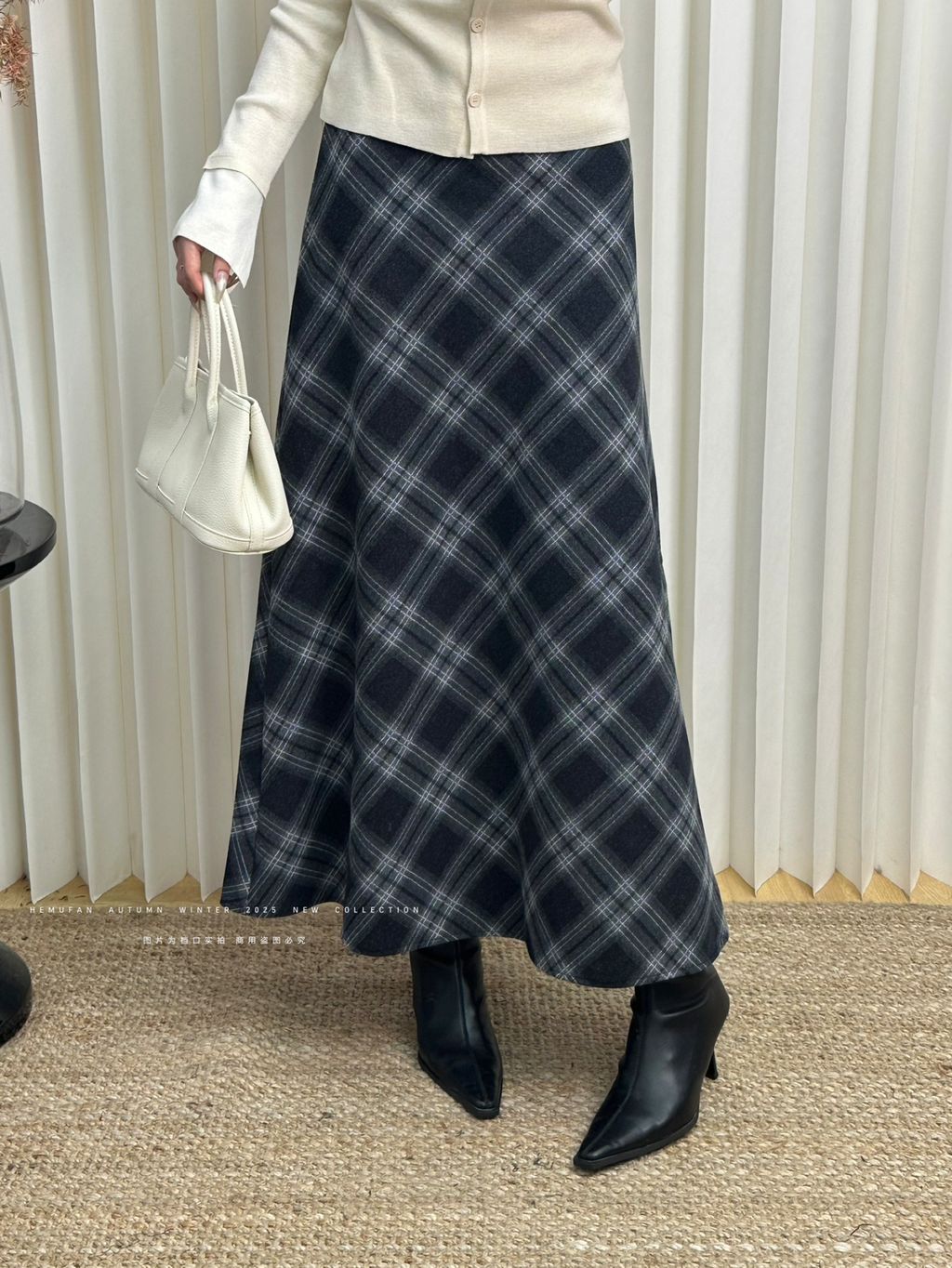 aa12eeed04e8d4d01566c4b9e0d598b3