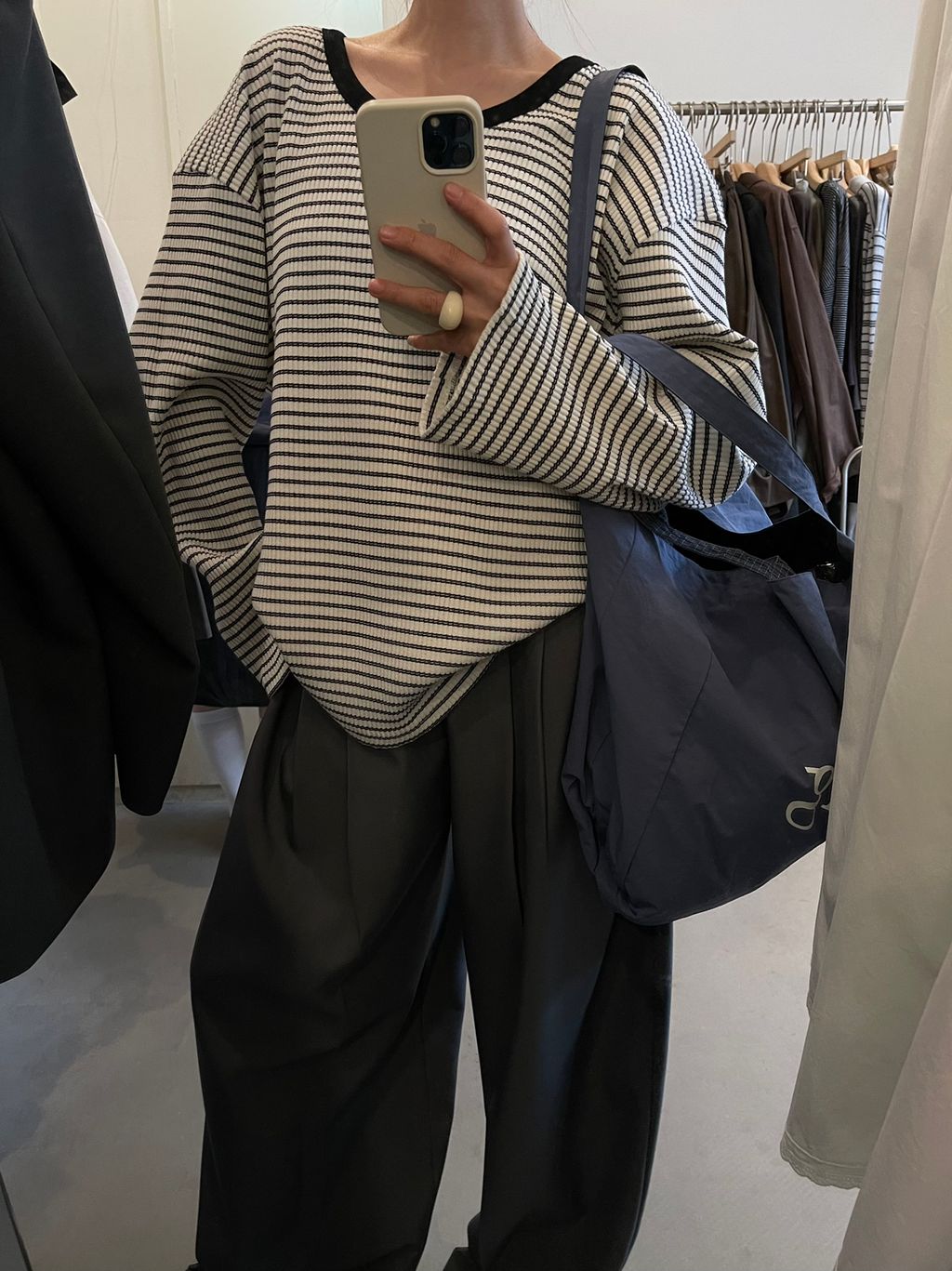 4d5e8a7e82339a47f21ebe87705b6972