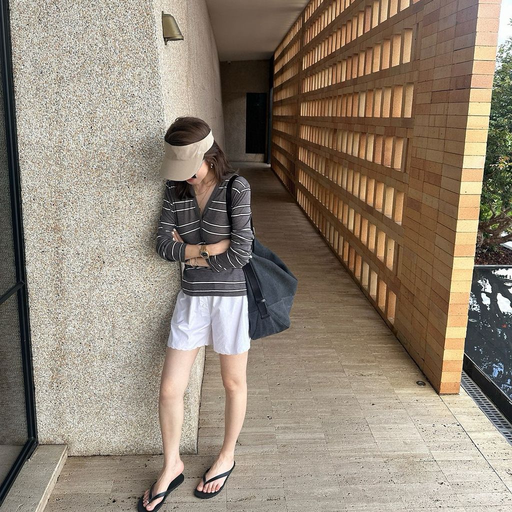 6d2c1f27e8e3ad4003b3aecbbe5f3c9e