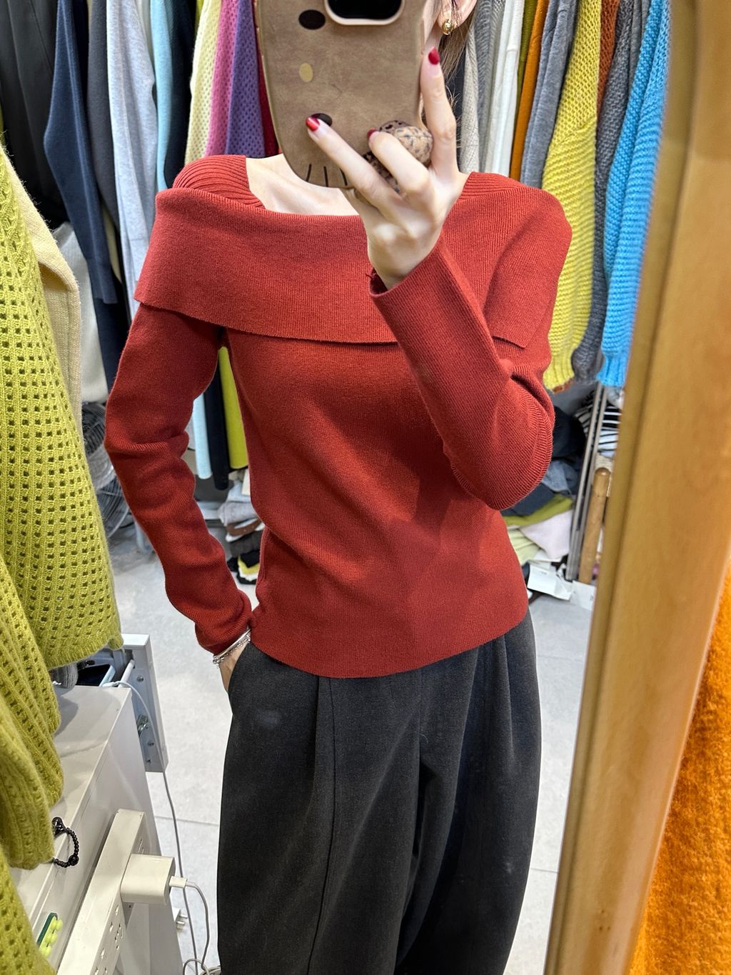 4b327a72342147127de13f970266878f