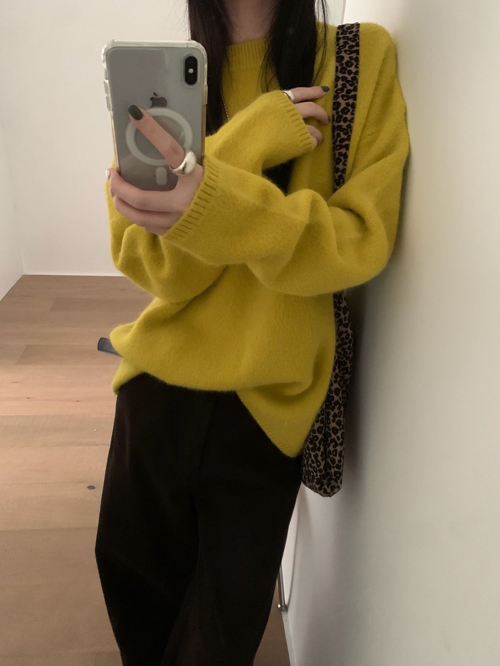 5f4f2880abe69ac1bfefe8322070fbb1