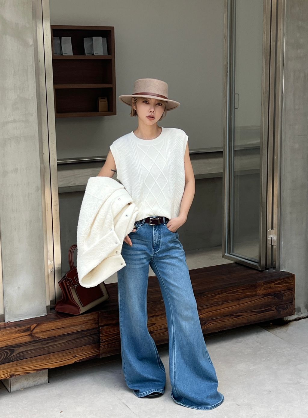 843895de1e0ca1a8ebe6a00386d9b96f