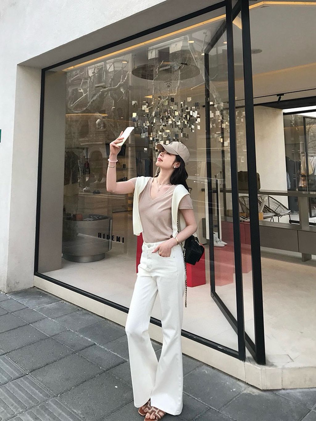 30e94a06e1a7a66cbd8ee67def6bc686