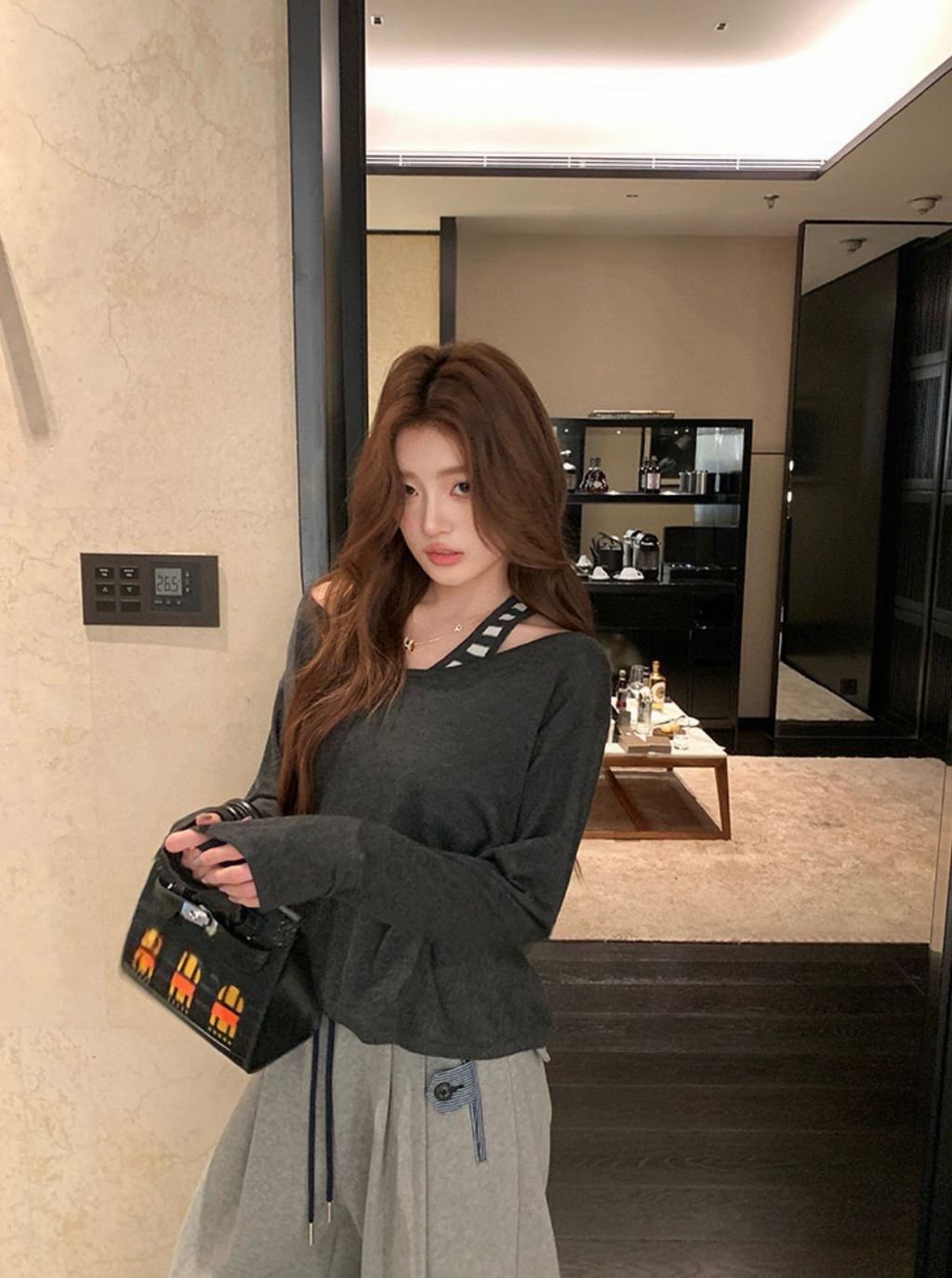 6782735d81a045984cbda996c80c16e8