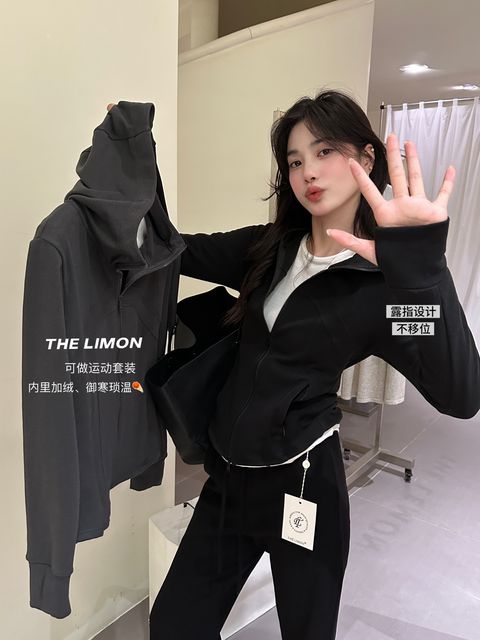 fdb169e5698bfc12258a700772174895