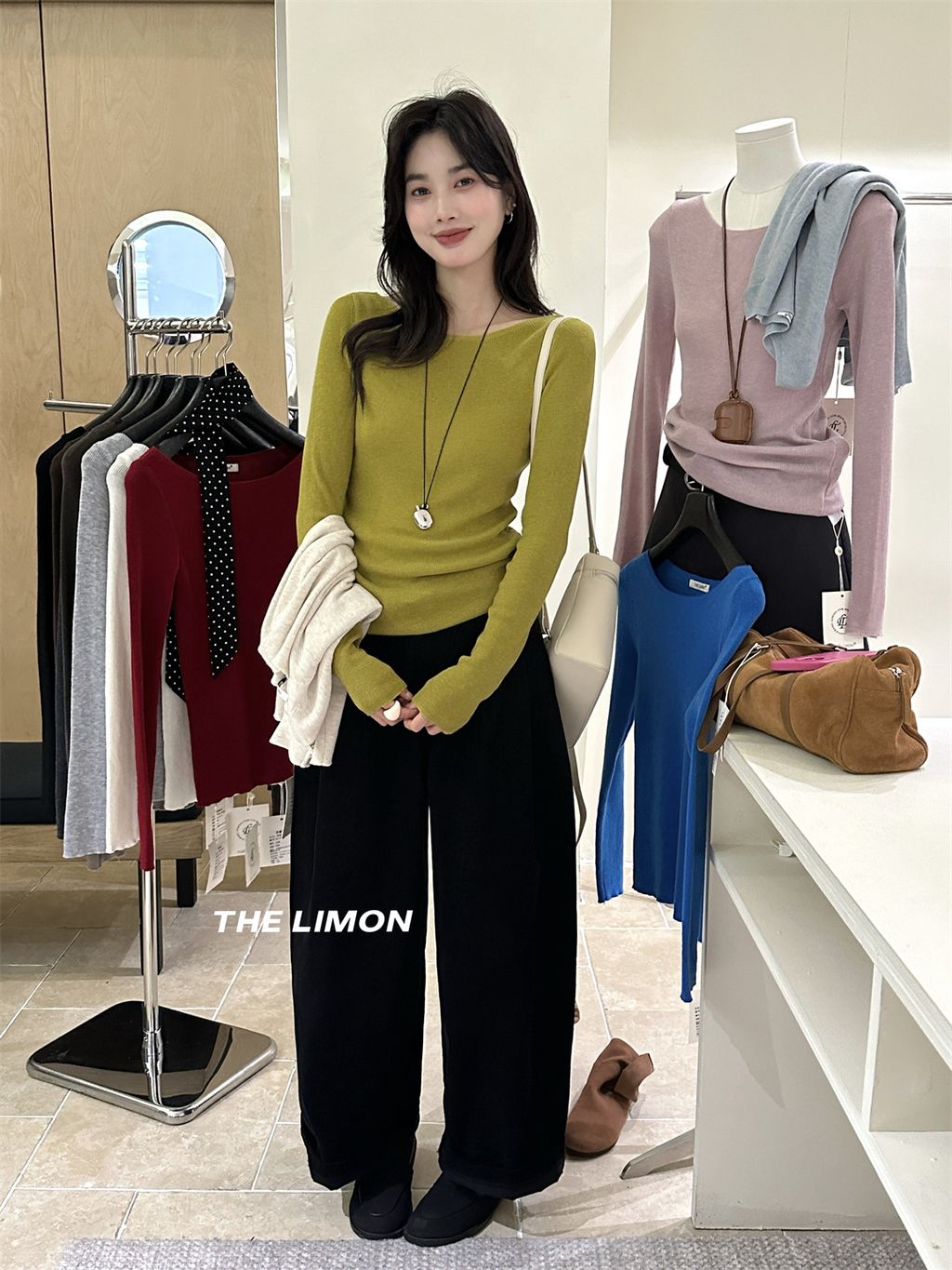 4ec900b81b93a9b80619ef0dd5b35497