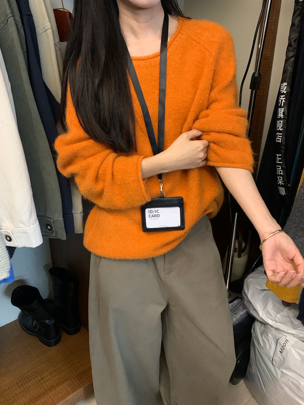 4caff05d196636f08ba2366a1cd6038b