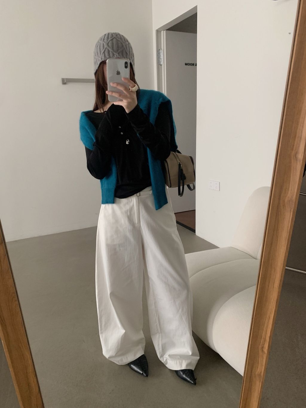 9f6bc47658179754850b9e333f0ab53b