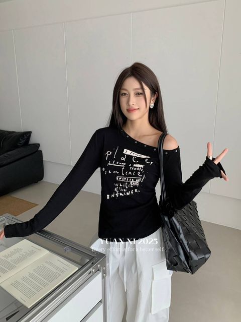 2be09592de2cb442d50e80bfbb712217