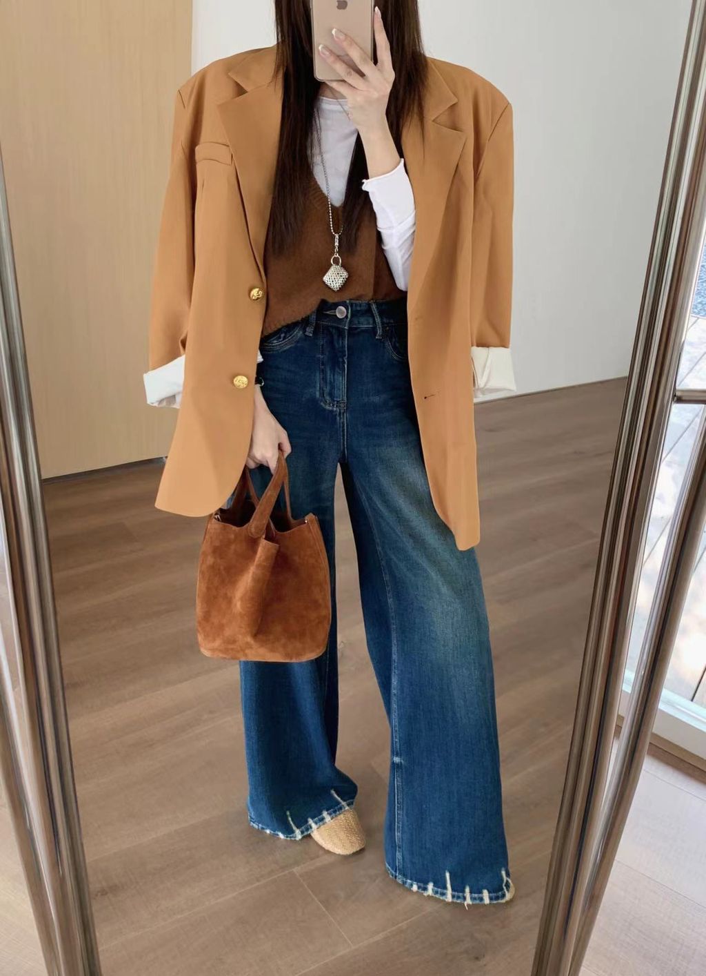 008c87c54c204a7e6b8602392992940e