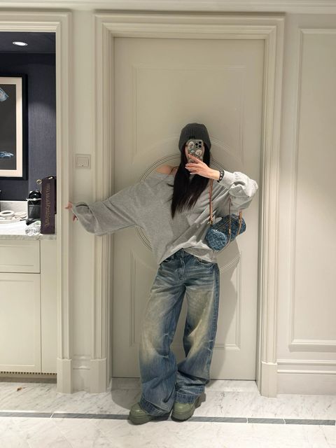 76de270e6052703cf90ce4afd7af2764