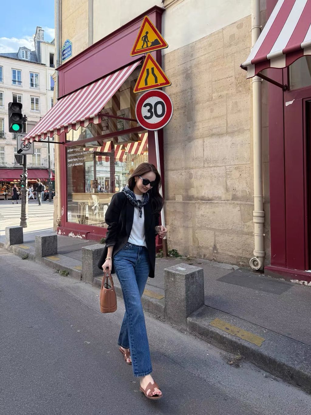 30b64aa3eb2021f952dd89ff8684a4db