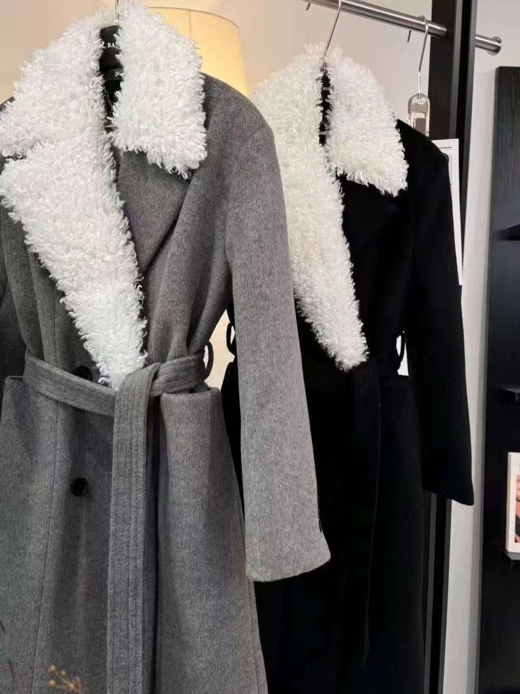 93e6061fd99d1b21a96d7078927e76d8