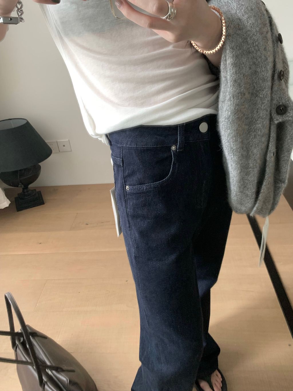 aee250380095601a4d18d413924ecd18