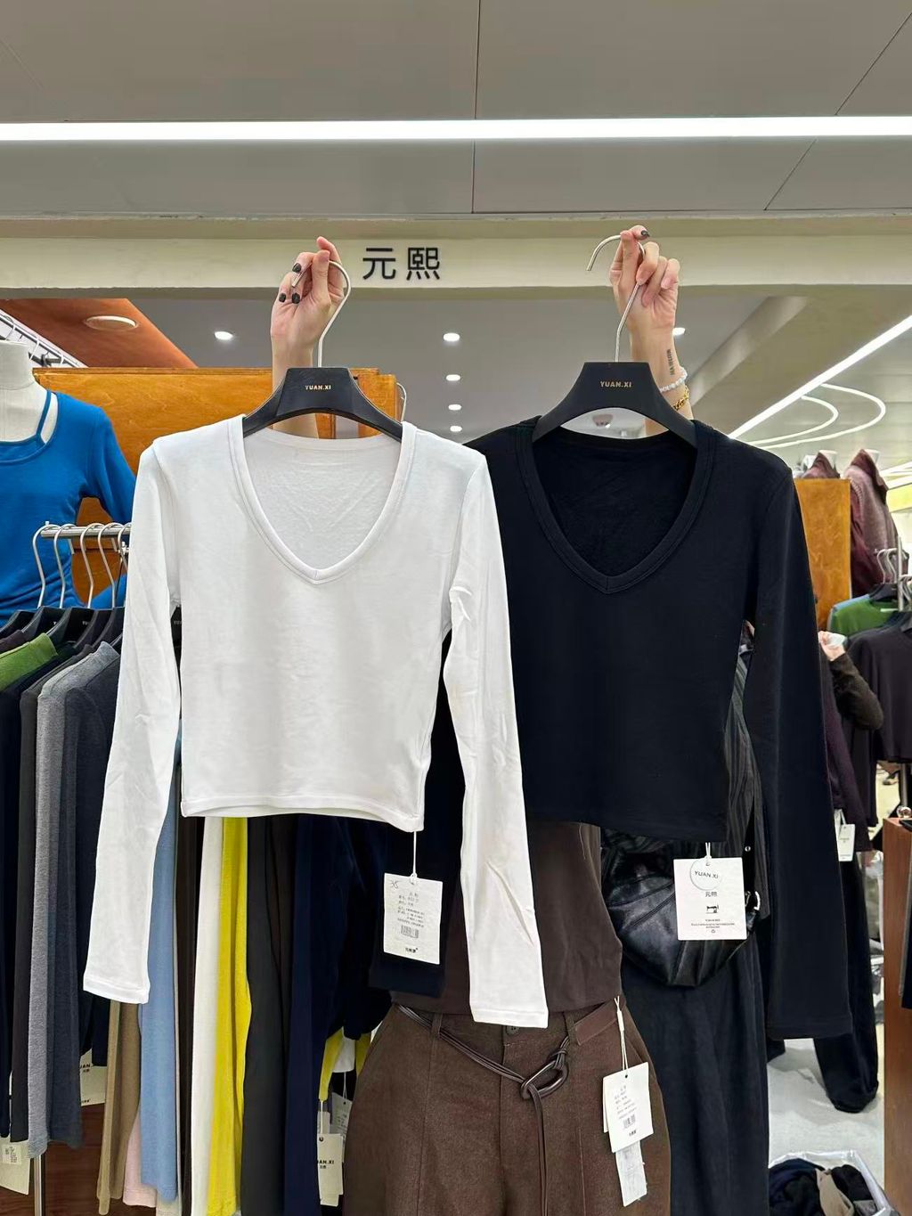 db361f0b81d9a778d197047ced967e60