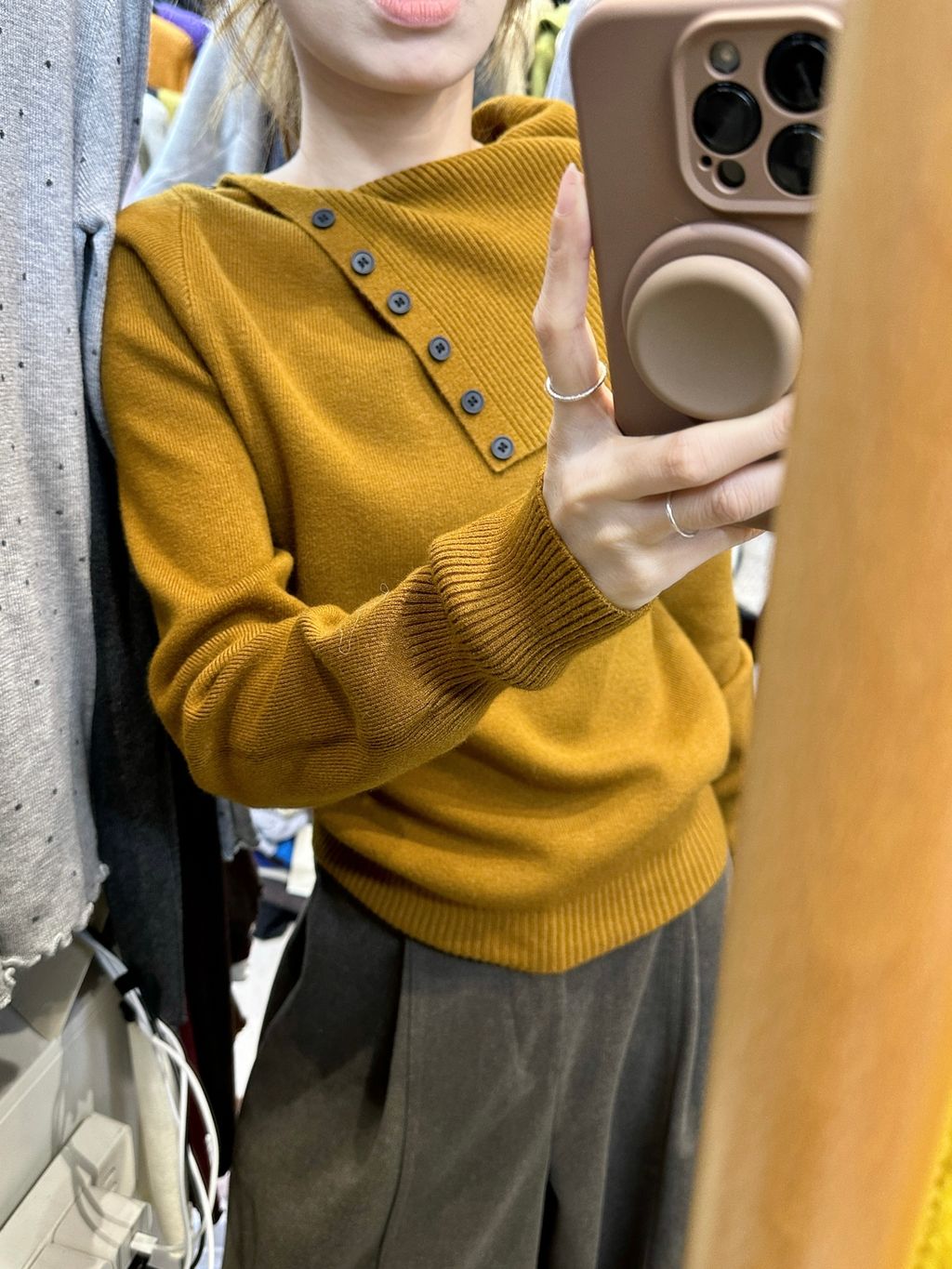 42181710620dc176fa2776f56a995e24