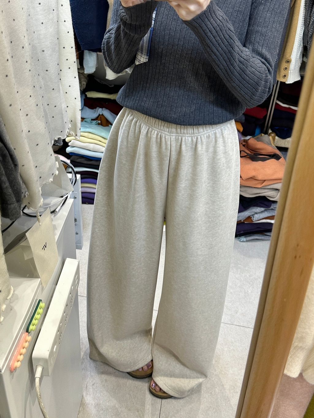 42a9669f4f3ecaea87ab3c6b72bd1f6d