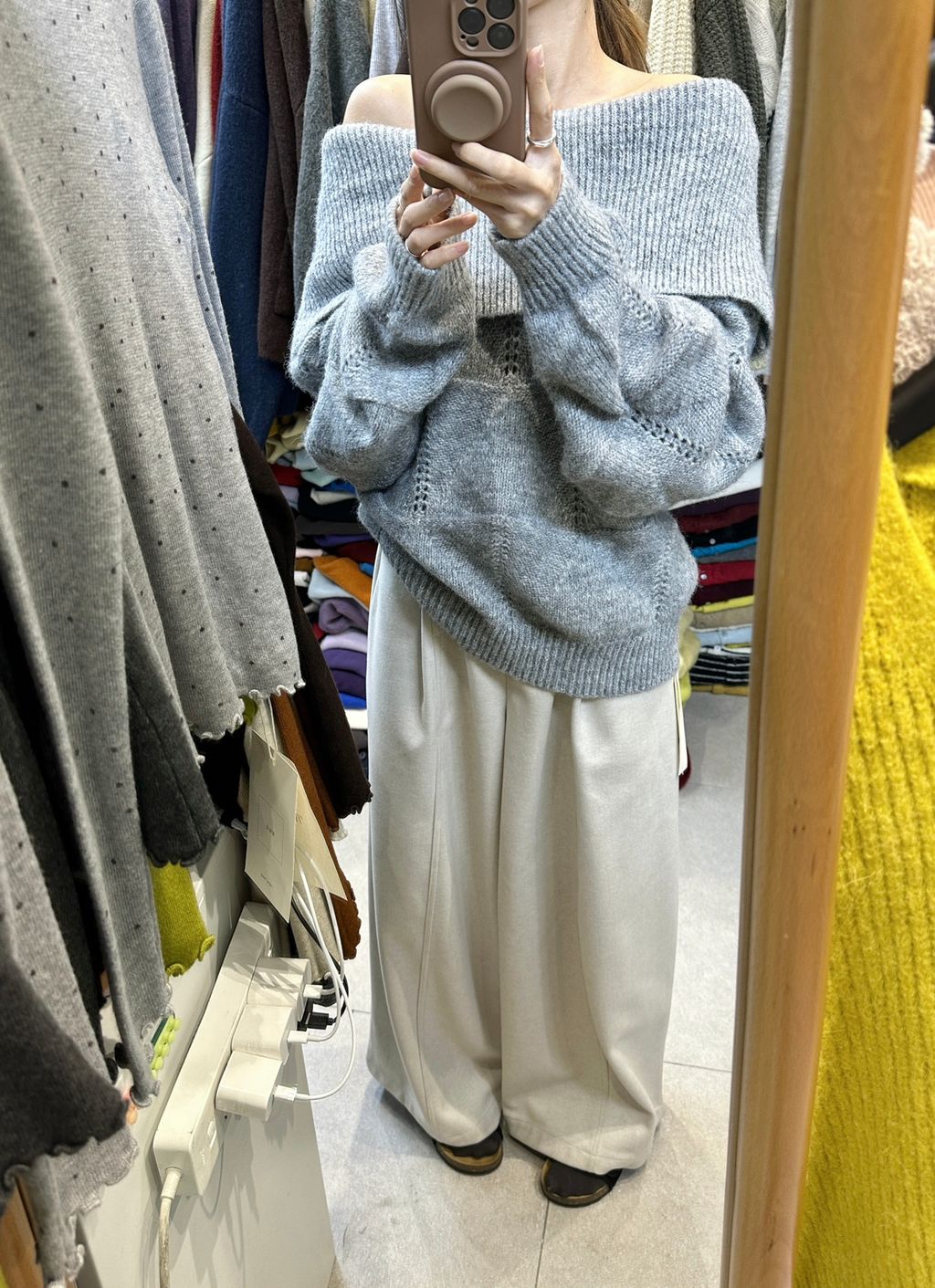 574ed92b9fa57f727451b1f6ff7da982