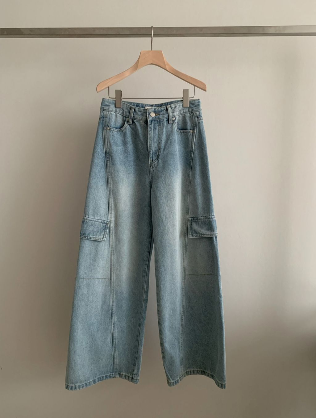 32e8c085c61a3907939530acbe03824c