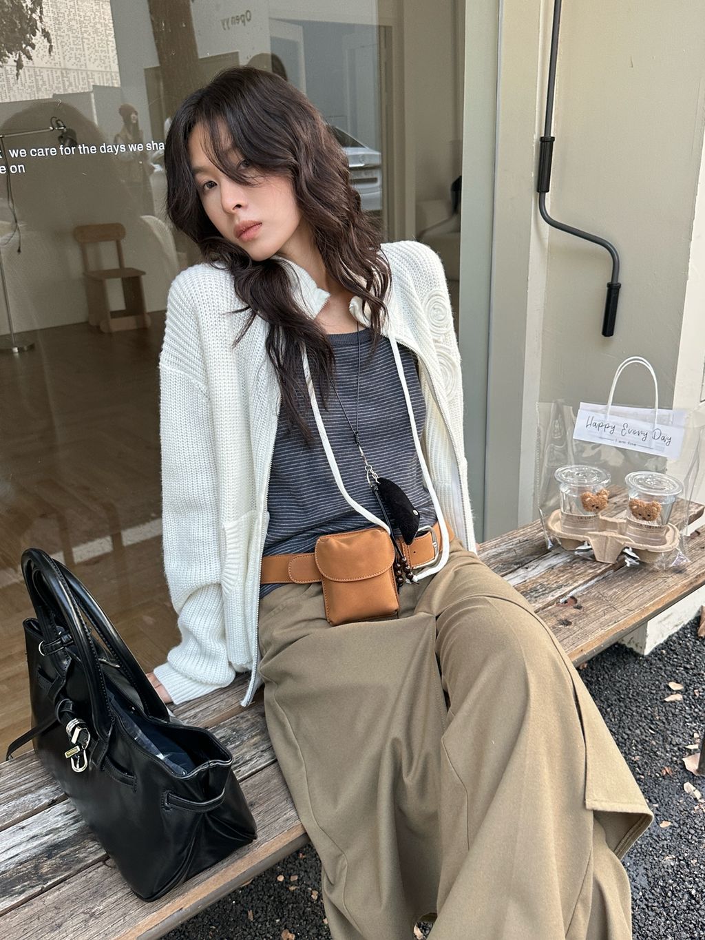 703b84ba70a33a19f90160910e44d990