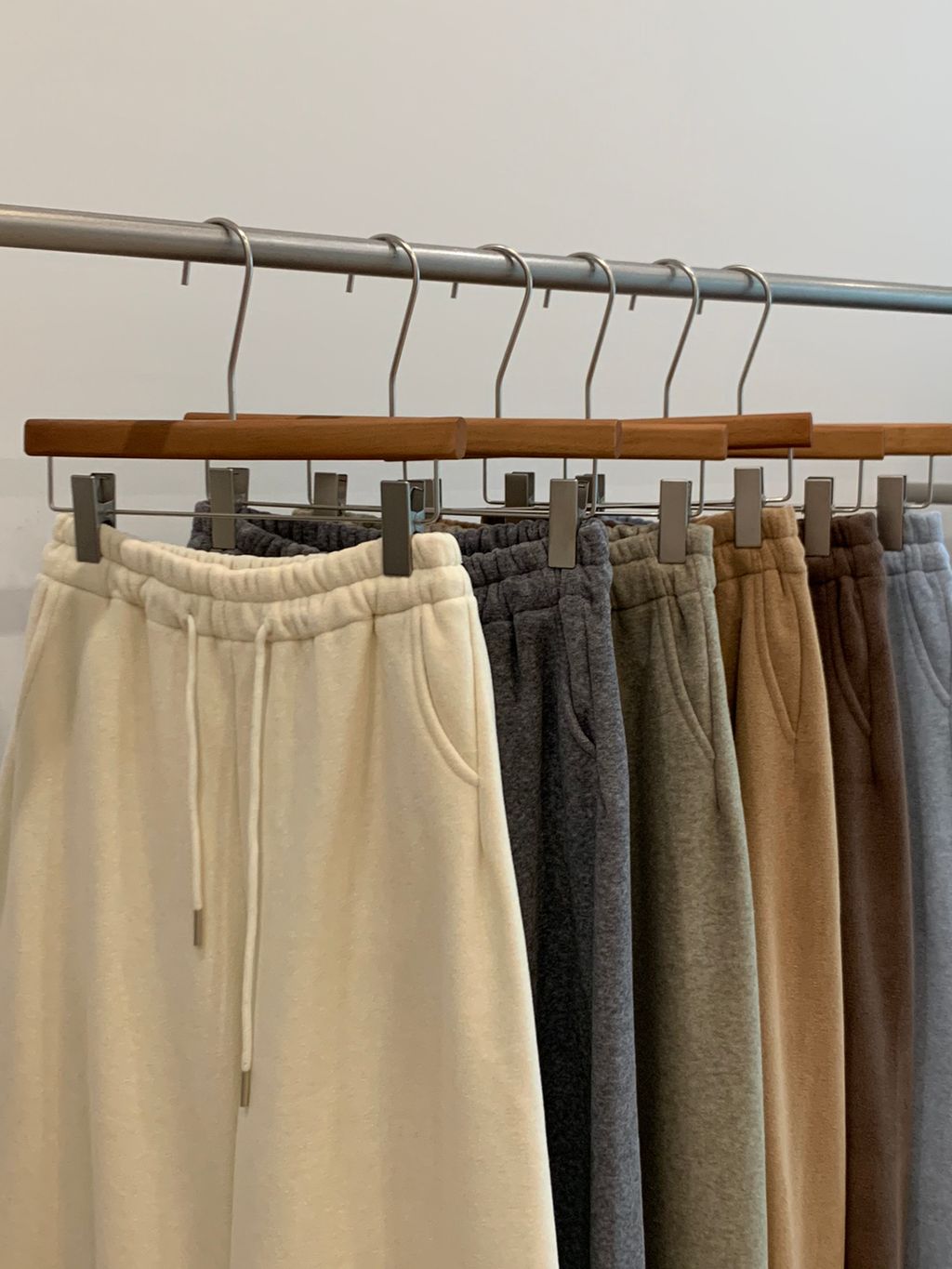 f87c12f48ad7a682e8e9a599a0a15802