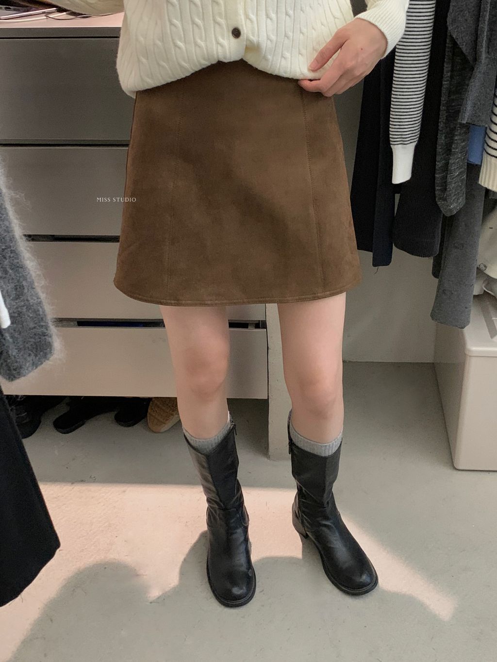 bad818a9cfbd86c1d5f9896158727e27