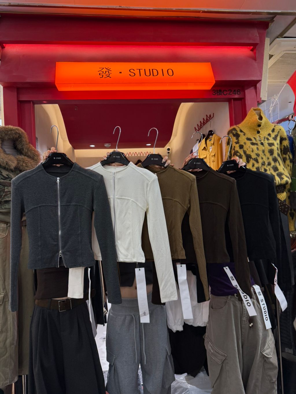 6c253a88b37de734be0afaf4d084d76b