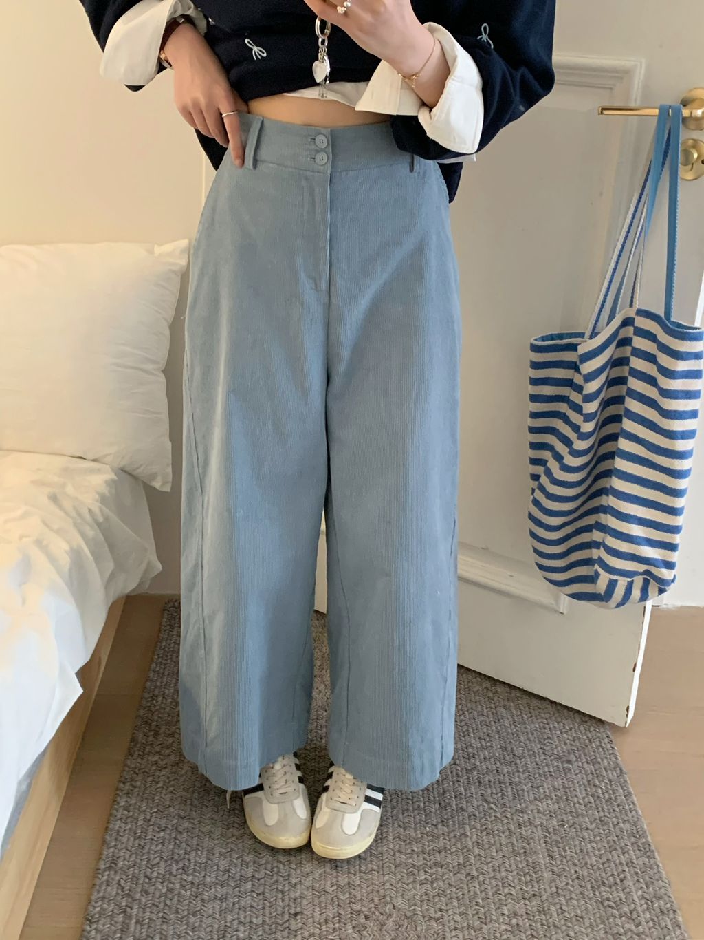 7b9bb0de3e94e1603d7a4908e5235563