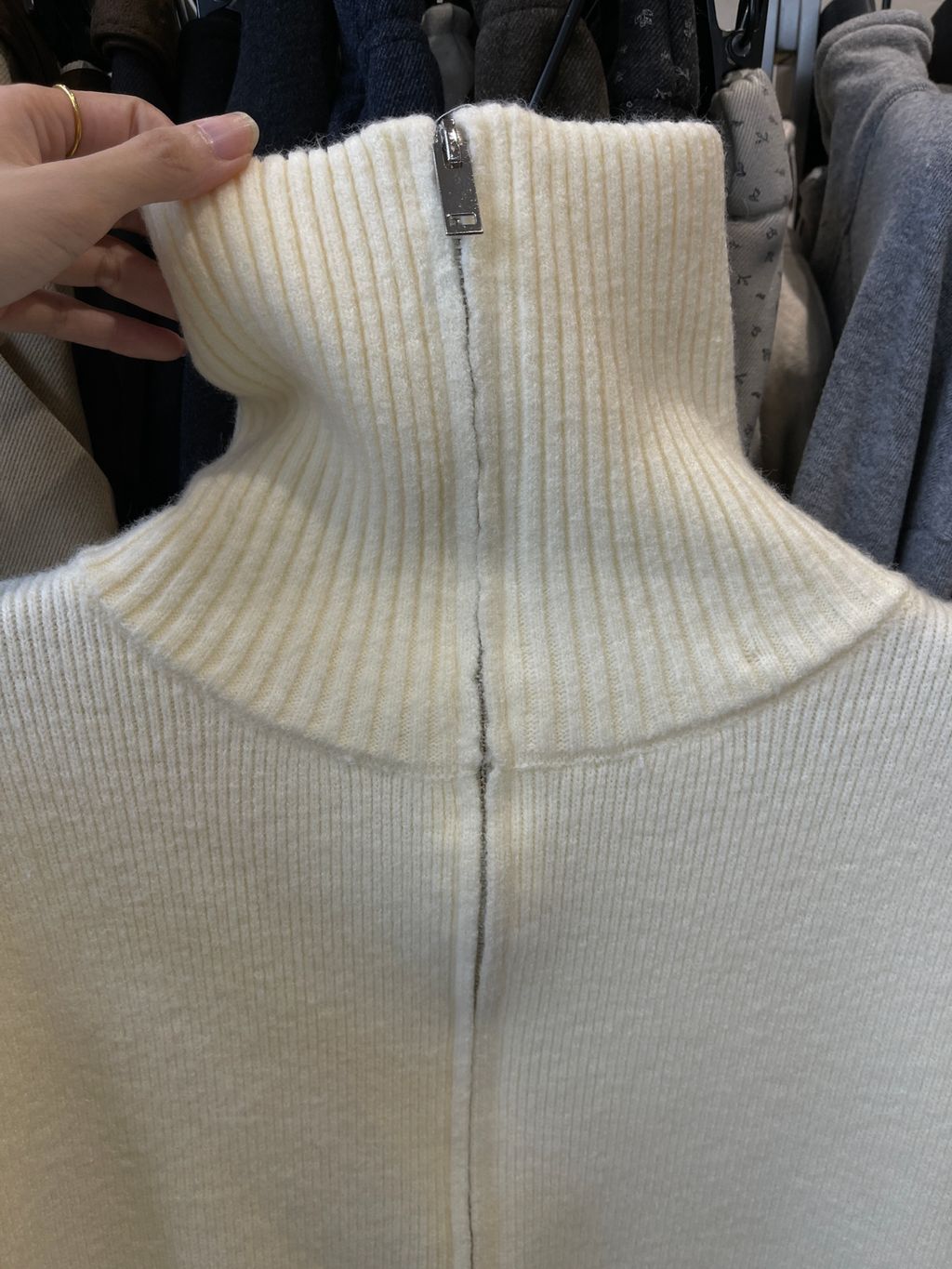 4646d771c953b25336e9b3920400a6af