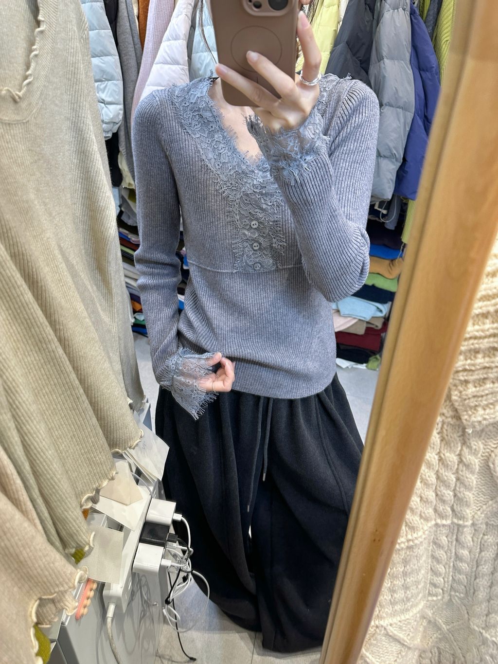 7a95723fbc7c06aa0bae2d7c1f5302f7