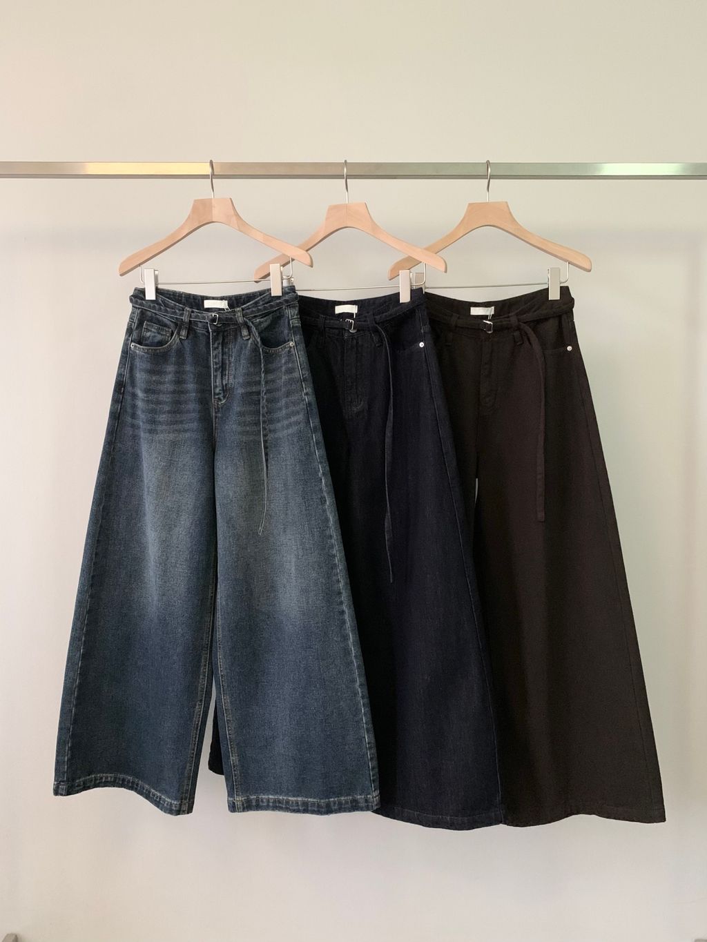 246043e8fa24e8af148ac4394c31cdc8