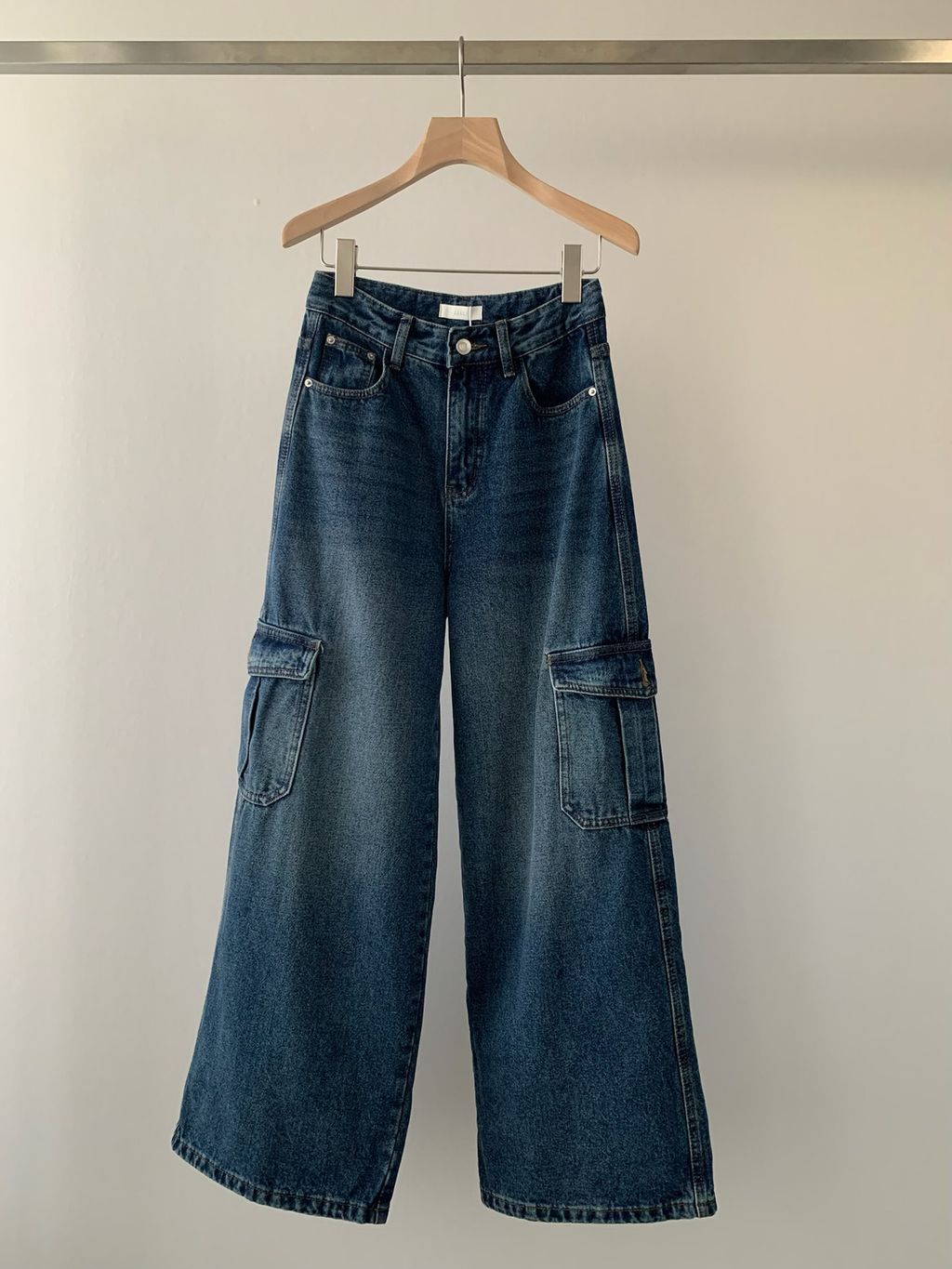 1c6798569e35f84ca2d95da57d1b5817