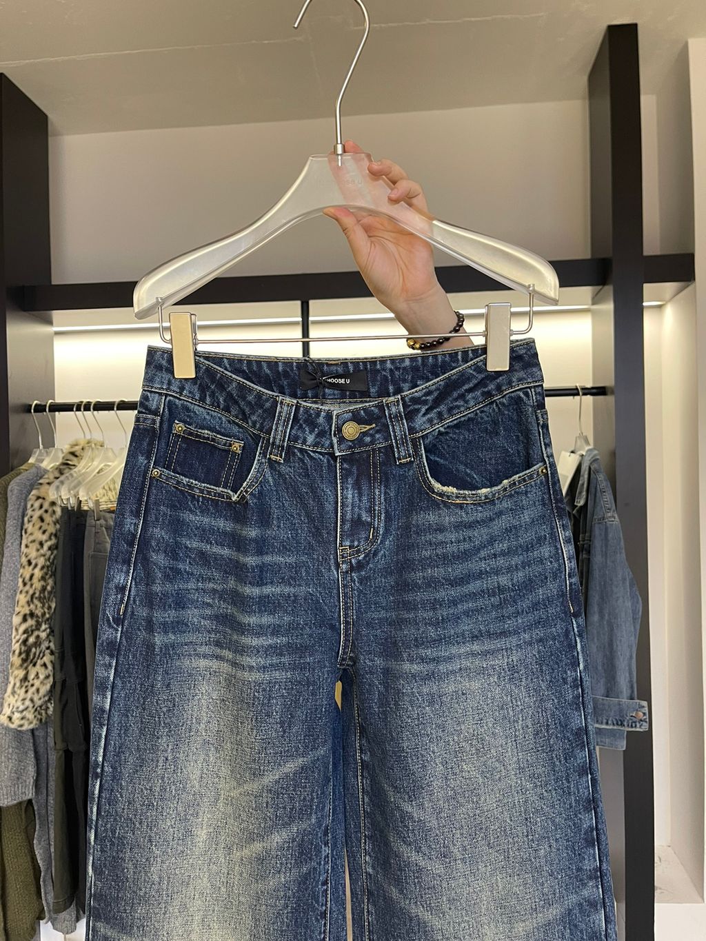 5aaac3f22c353755663a466bbbf78d61