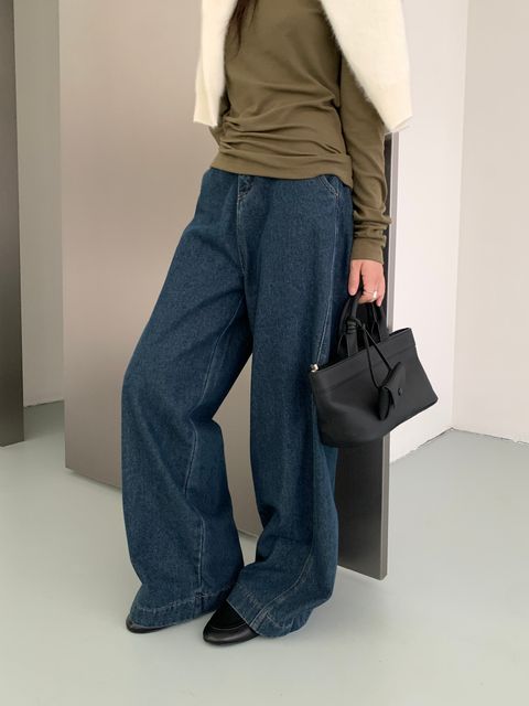 0a7532e5faf84742d7c102aab5f30be5