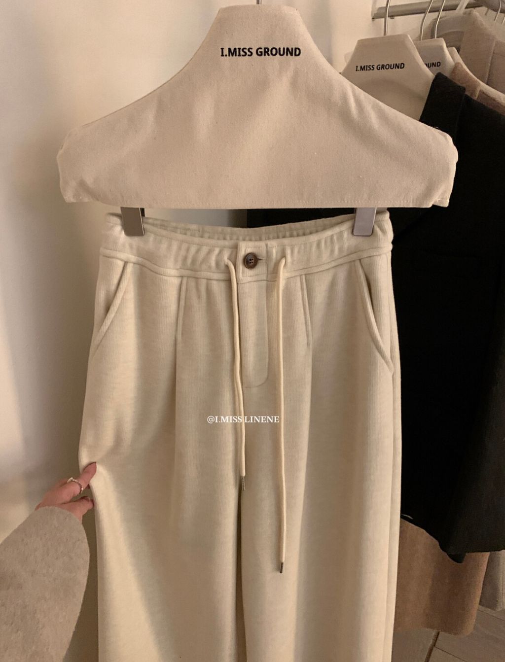 50e1d588eb8469146ce64c68c7d94733