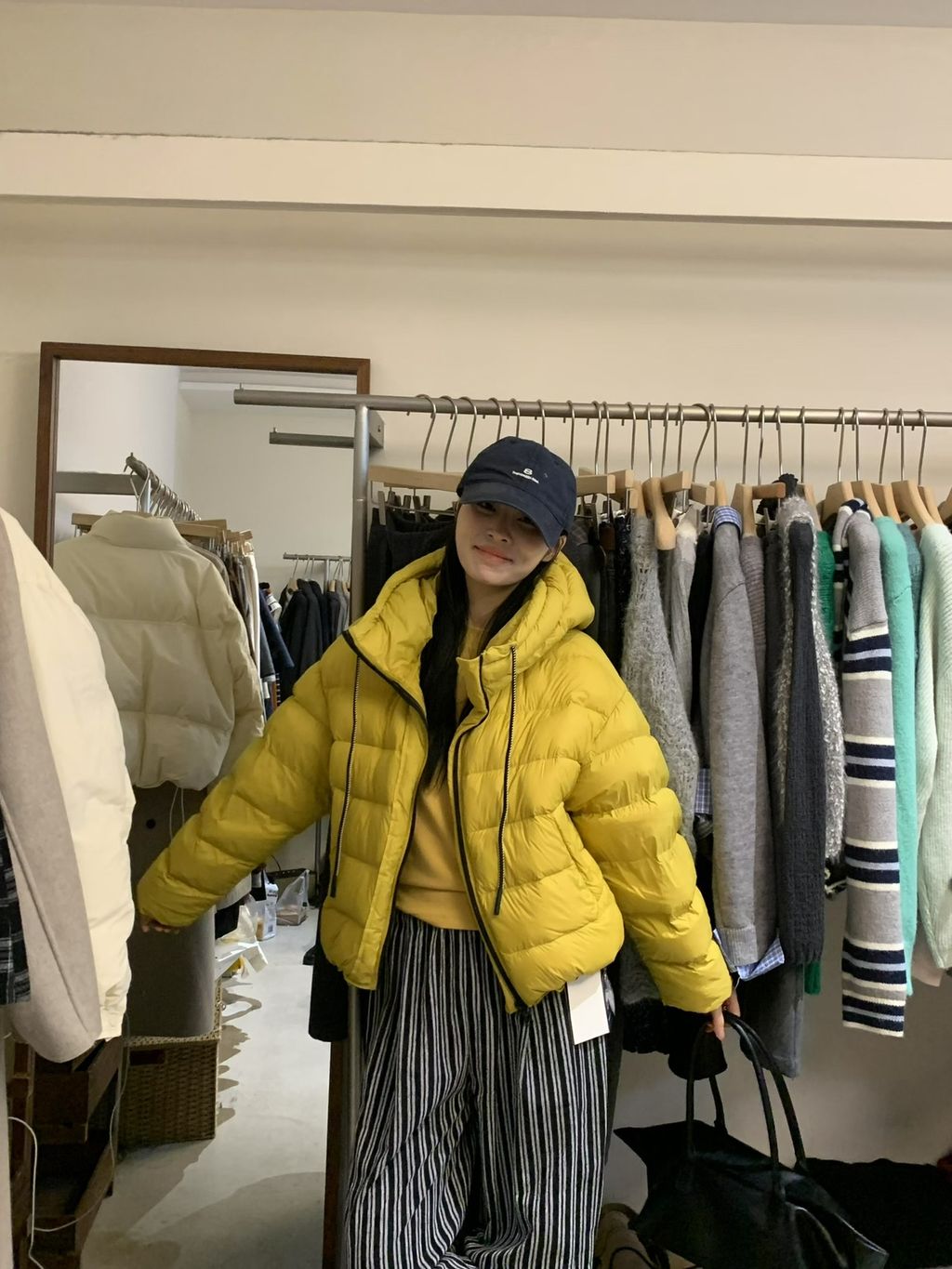 73e93f96baa189be32d993407e886307